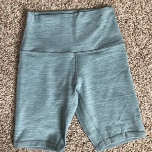 NWOT lululemon align 8” shorts size 4